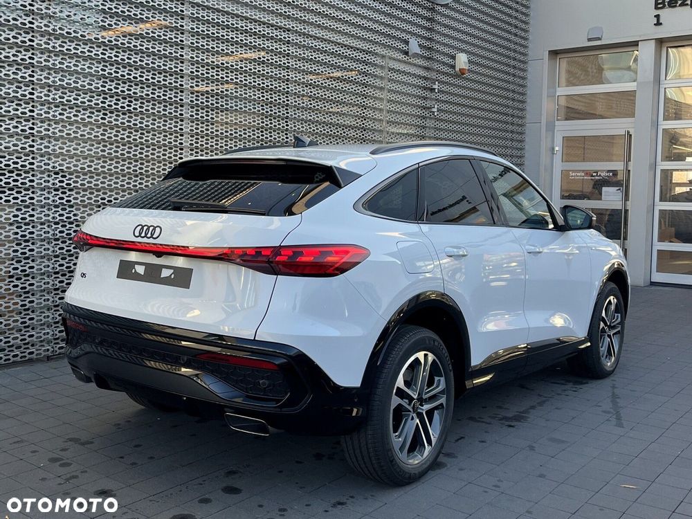 Audi Q5 Sportback - 10