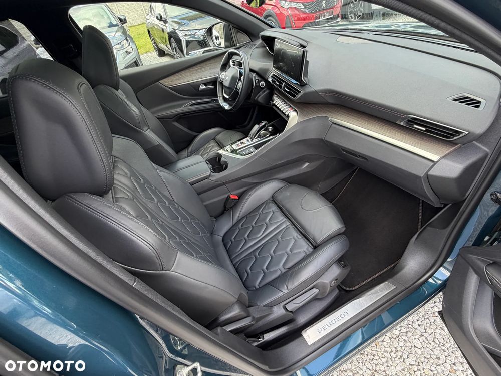 Peugeot 5008 PureTech 180 EAT8 Stop & Start GT - 35
