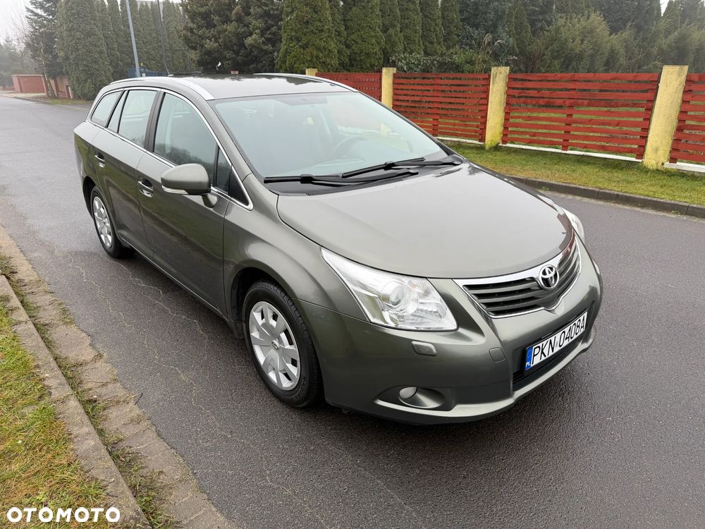 Toyota Avensis 1.8 Executive - 18