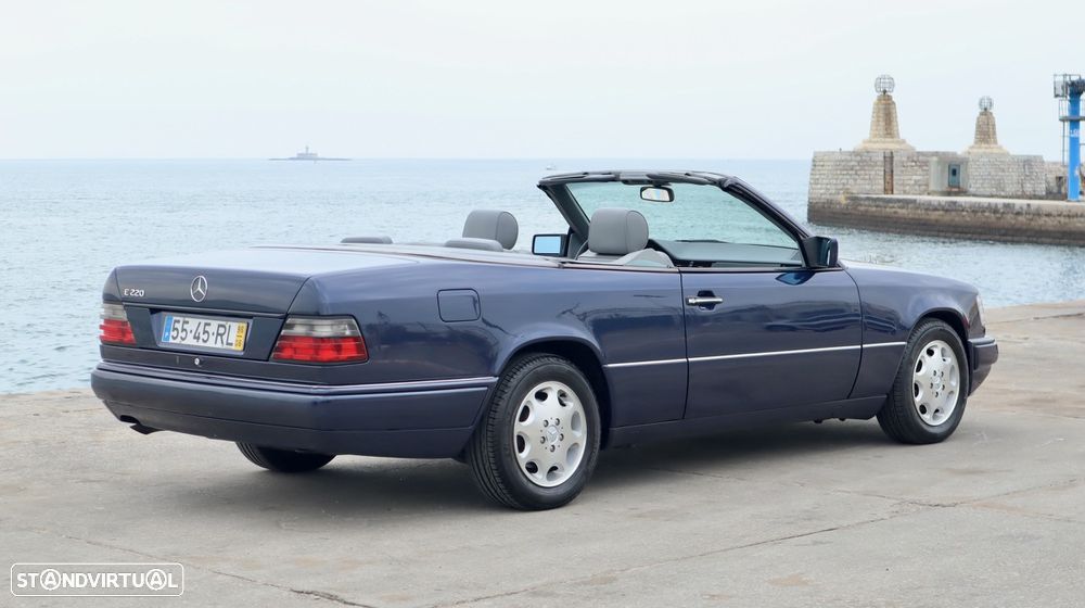 Mercedes-Benz E 220 - 25