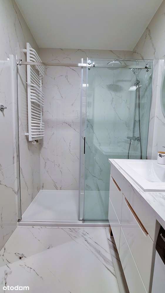 Komfortowe 3 pokoje 55m², balkon, garaż podziemny – Gdańsk, Ptasia