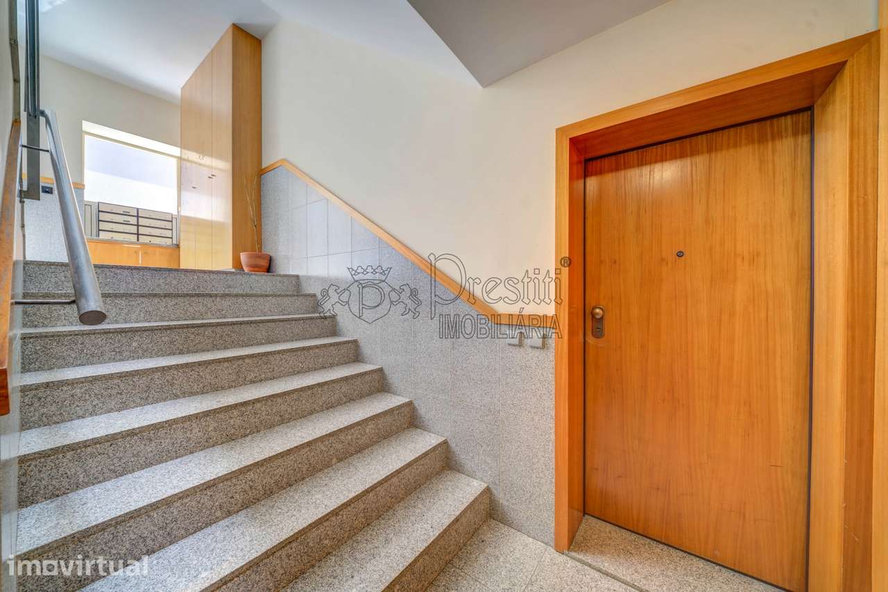 Apartamento T2 com Terraço para Alugar em Aldão - Grande imagem: 5/23