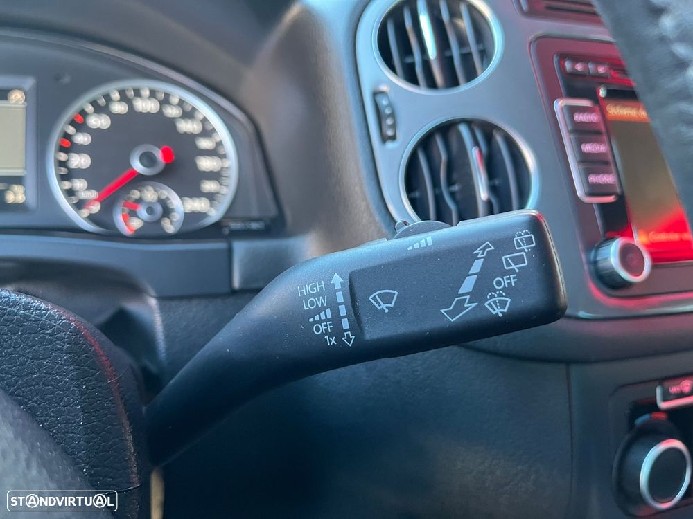 VW Tiguan 2.0 TDI Trend BlueMotion - 23