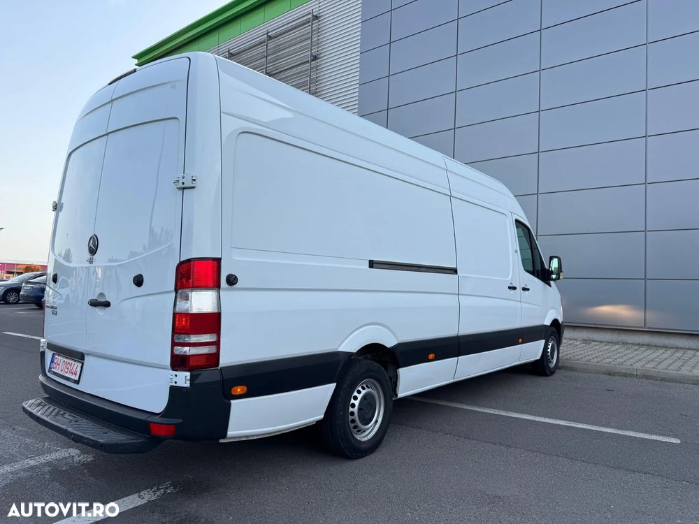 Mercedes-Benz Sprinter - 16