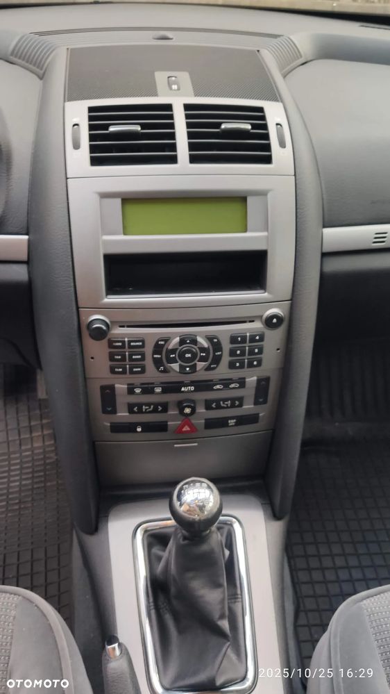 Peugeot 407 2.0 HDI Intense - 13