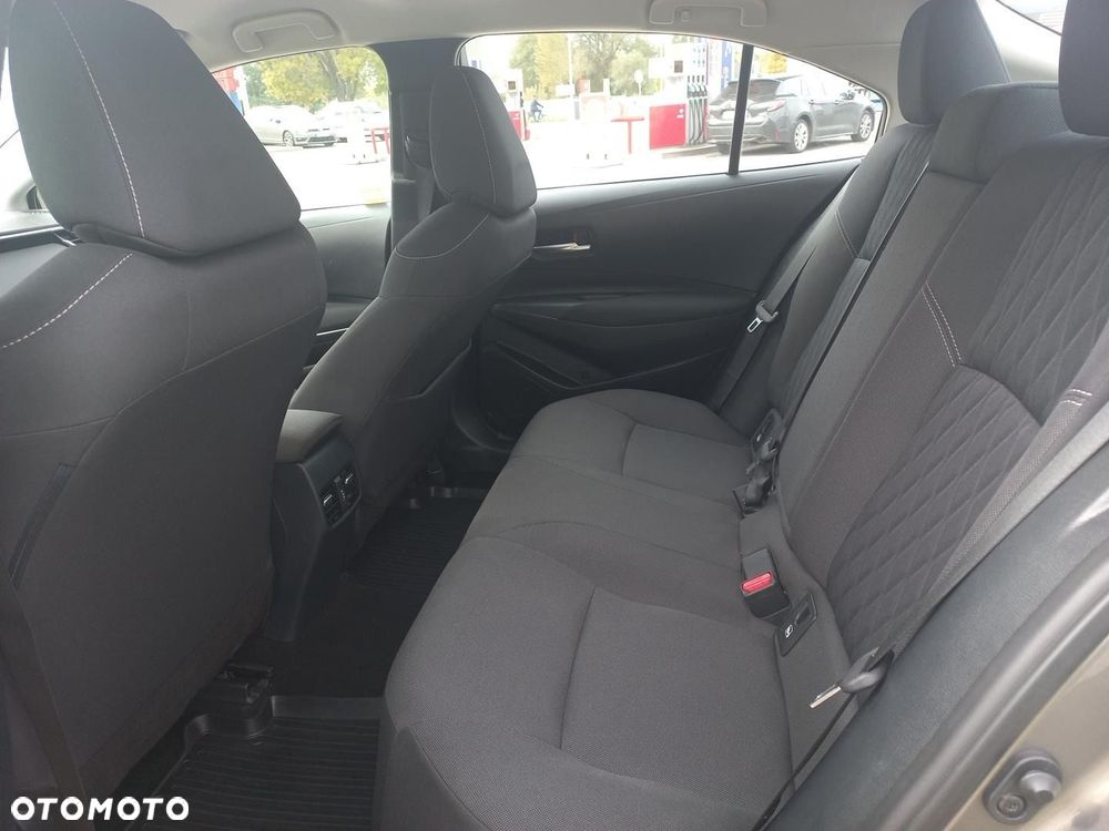 Toyota Corolla - 19