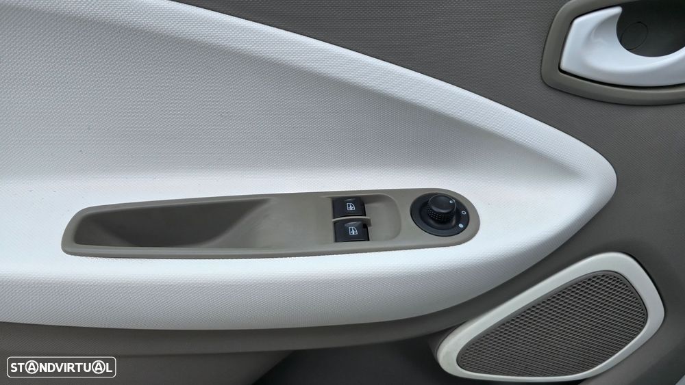 Renault Zoe - 8