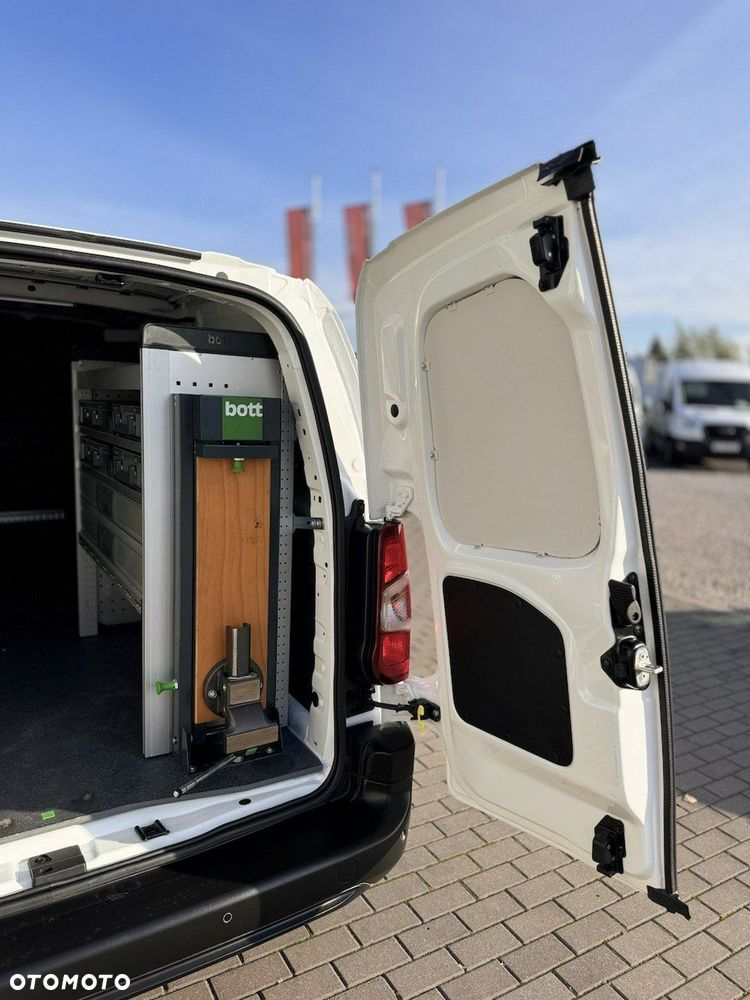 Peugeot Partner - 10