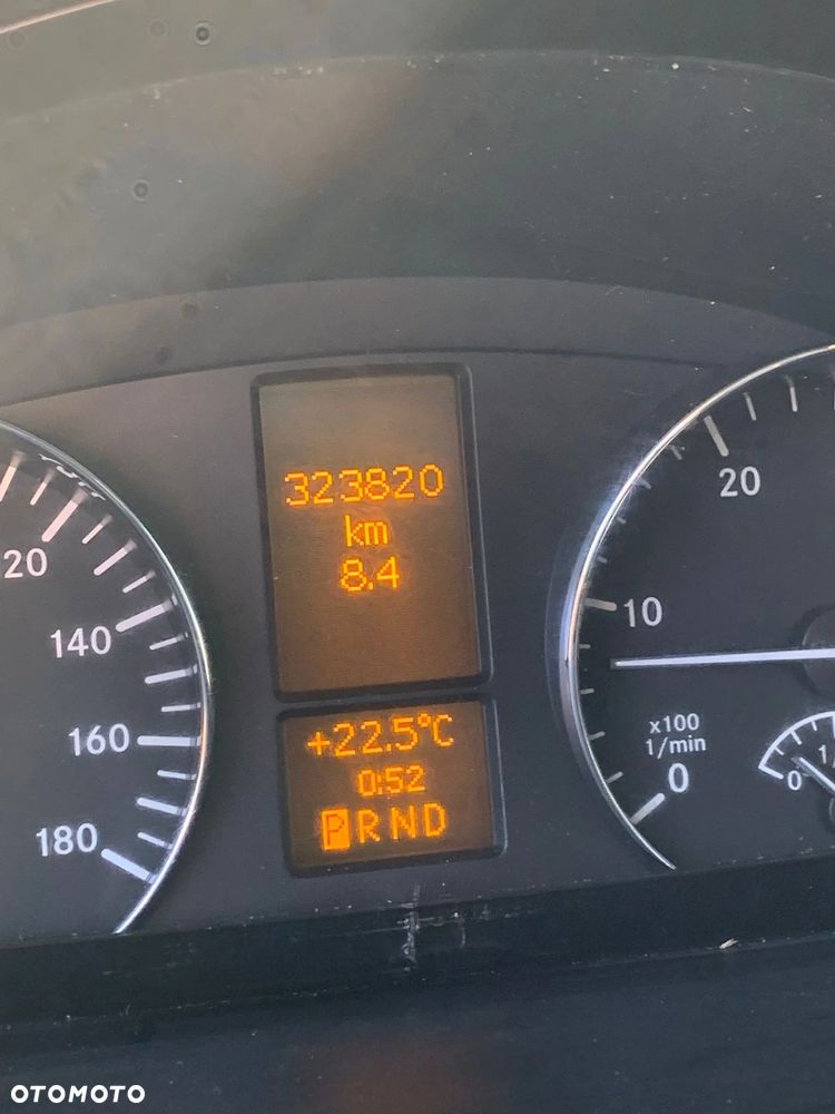 Mercedes-Benz Sprinter 519 CDI- 24 Miejsca - 13