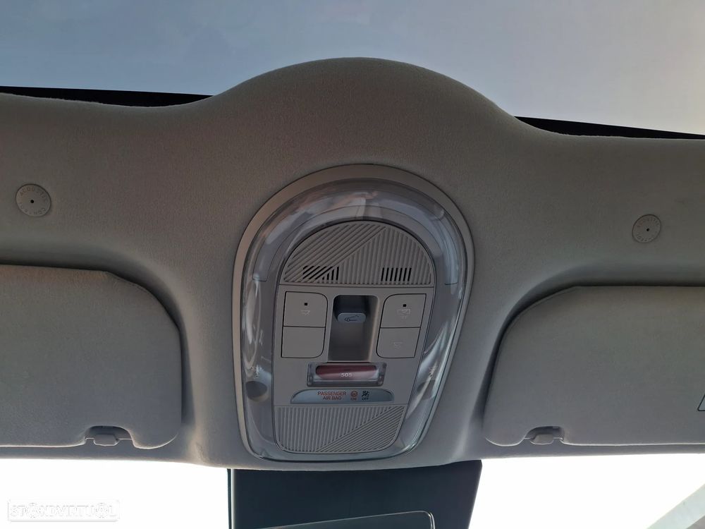 Hyundai Ioniq 9 110.3 kWh Calligraphy - 38