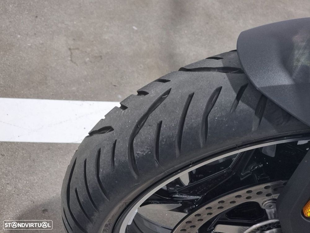 BMW R 1300 RS 1300RS - 13