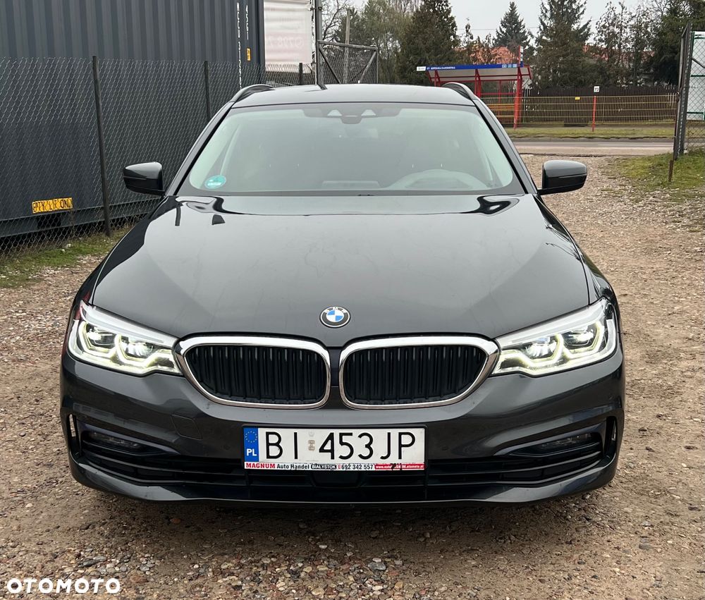 BMW Seria 5 520d Luxury Line sport - 26