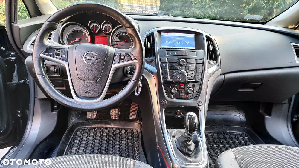 Opel Astra IV 2.0 CDTI Enjoy - 3