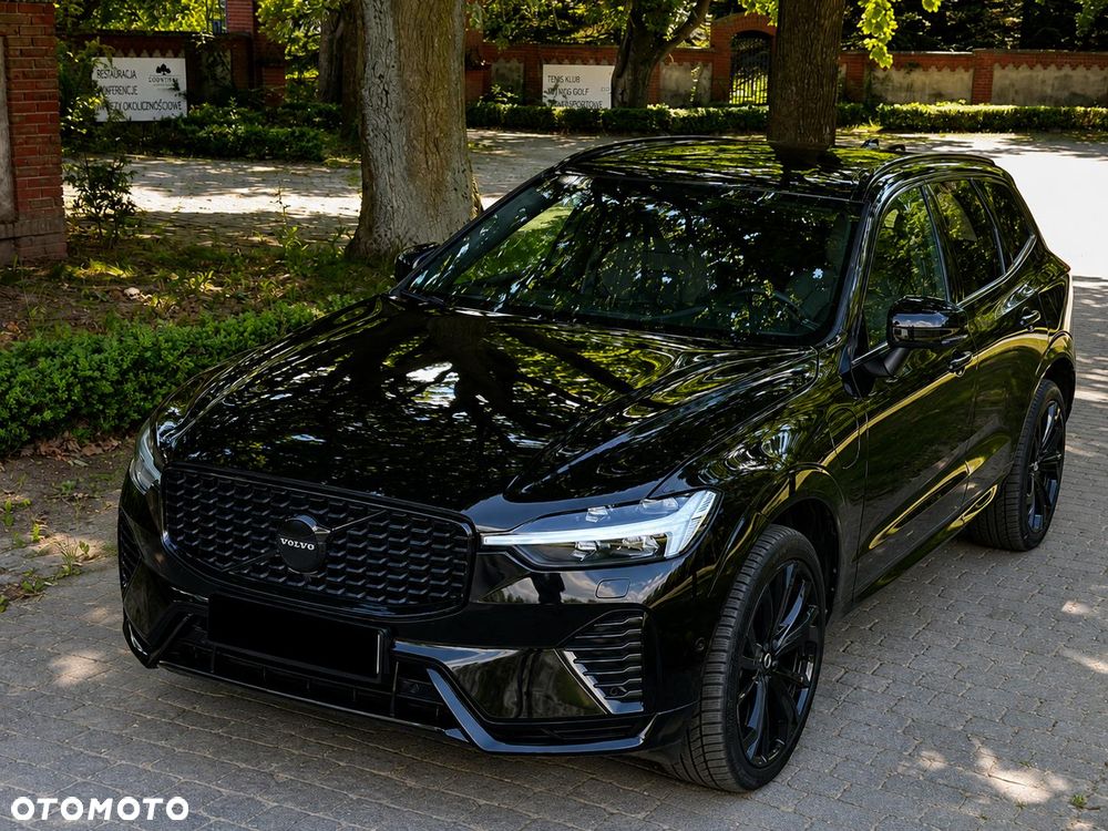Volvo XC 60 T8 AWD Recharge Ultimate Black Edition - 4