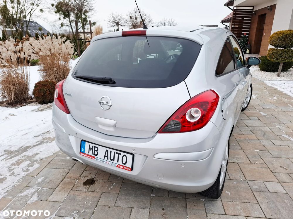 Opel Corsa 1.4 16V Satellite - 17