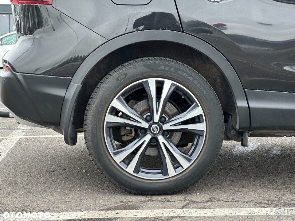 Nissan Qashqai - 11