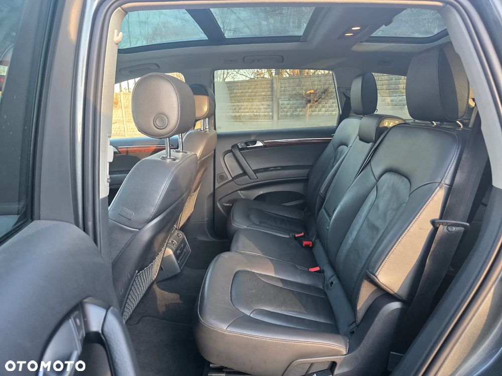 Audi Q7 3.0 TFSI Quattro Tiptronic - 28