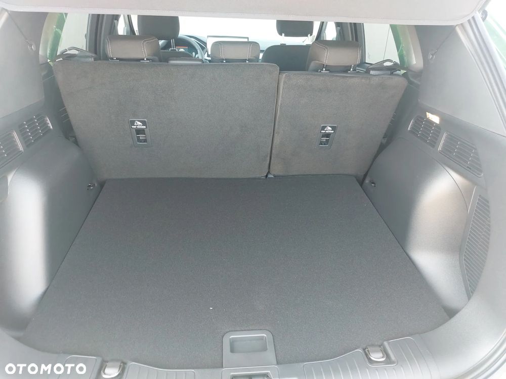 Ford Kuga 1.5 EcoBoost FWD Titanium - 10