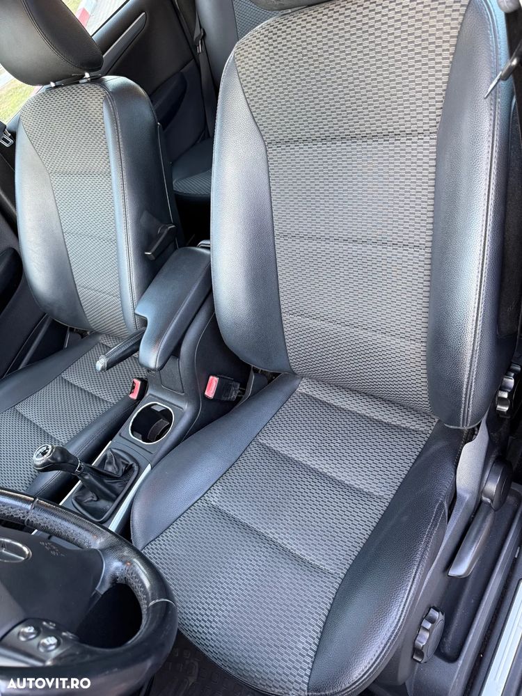 Mercedes-Benz A - 13