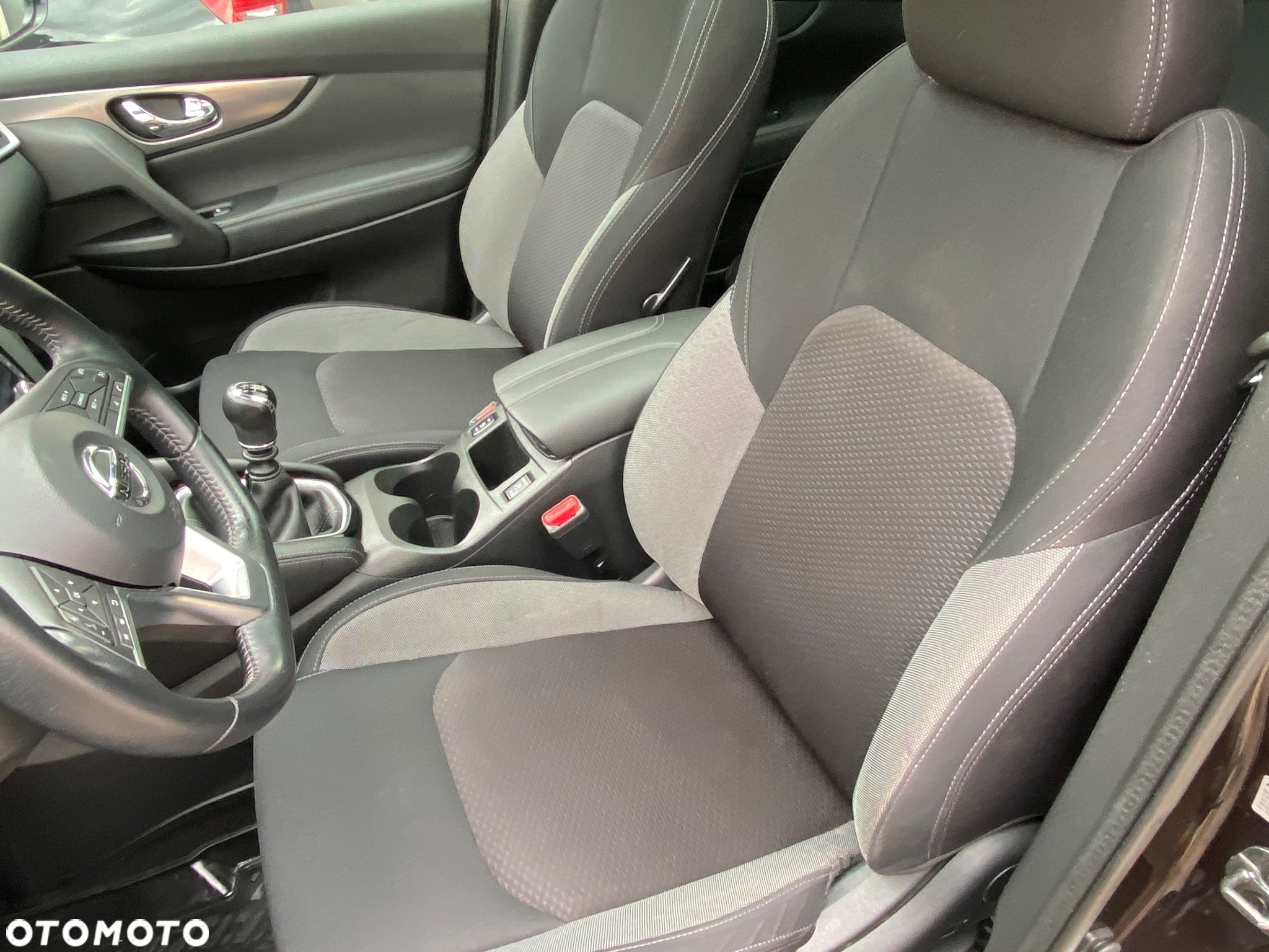 Nissan Qashqai 1.3 DIG-T N-Connecta - 17