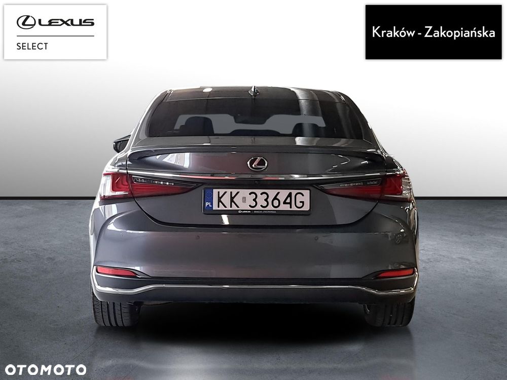 Lexus ES 300h Business Edition - 9
