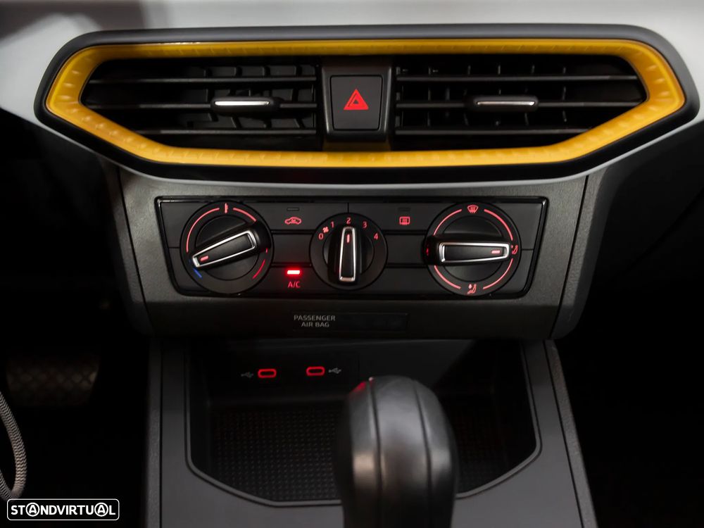 SEAT Ibiza 1.0 TSI Style DSG - 32