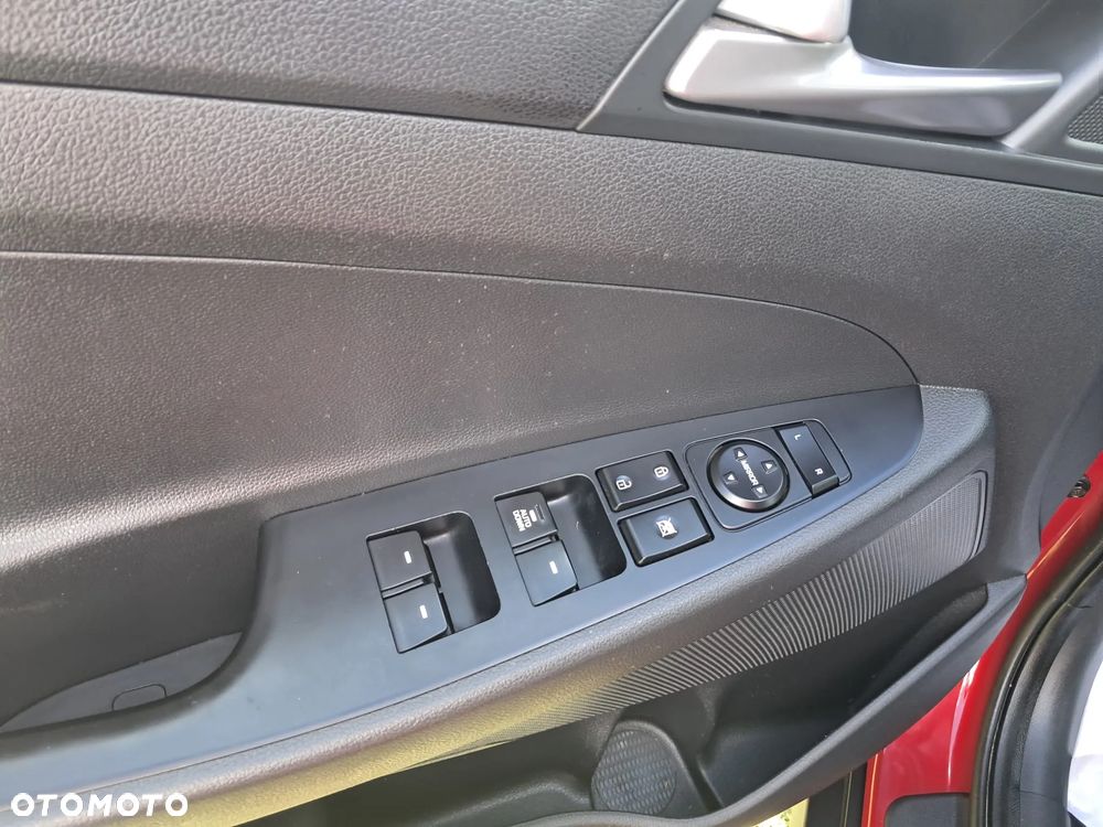 Hyundai Tucson blue 1.6 GDi 2WD Navi - 29