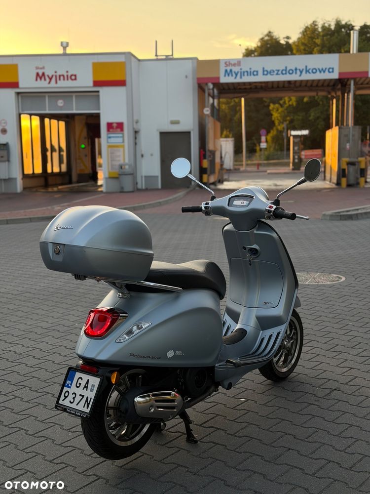 Vespa Primavera - 4
