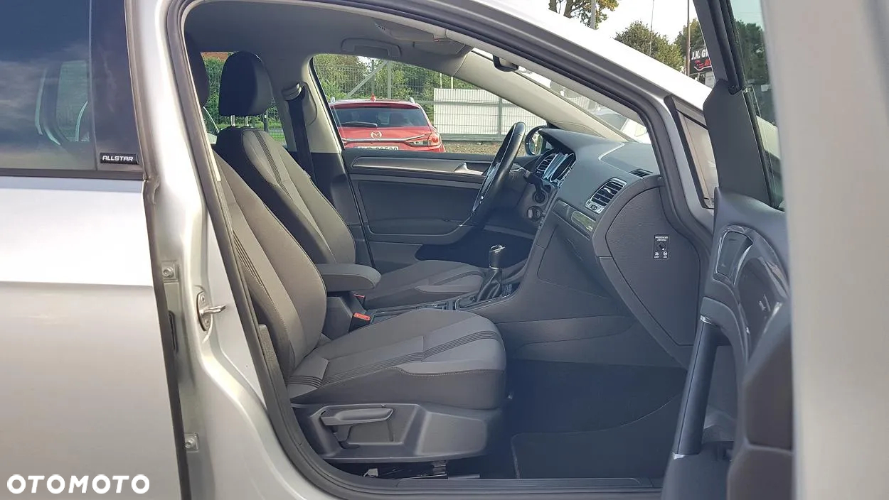 Volkswagen Golf 1.4 TSI BlueMotion Technology Allstar - 29