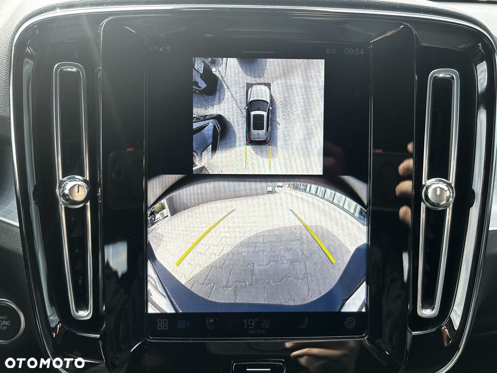 Volvo XC 40 - 31