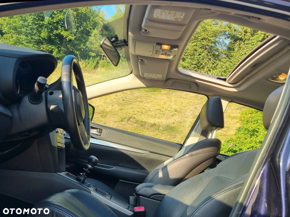 Subaru Legacy 2.0i Comfort Navi - 18