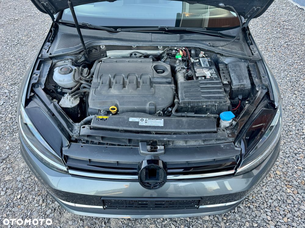 Volkswagen Golf - 36