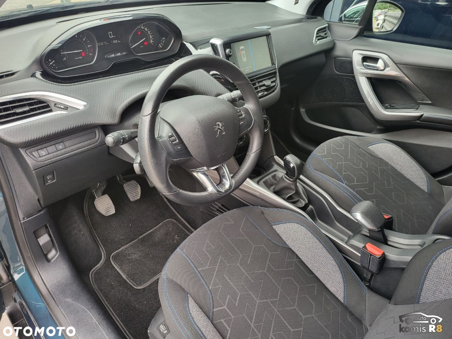 Peugeot 2008 - 16