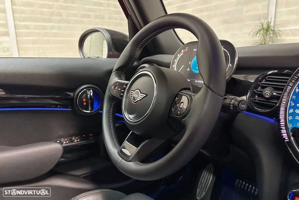 MINI 5 Portas Cooper S Premium JCW Auto - 42