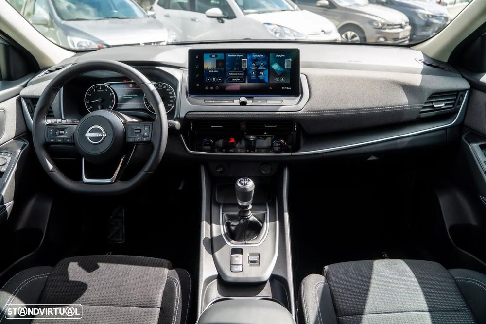 Nissan Qashqai 1.3 DIG-T N-Connecta - 30