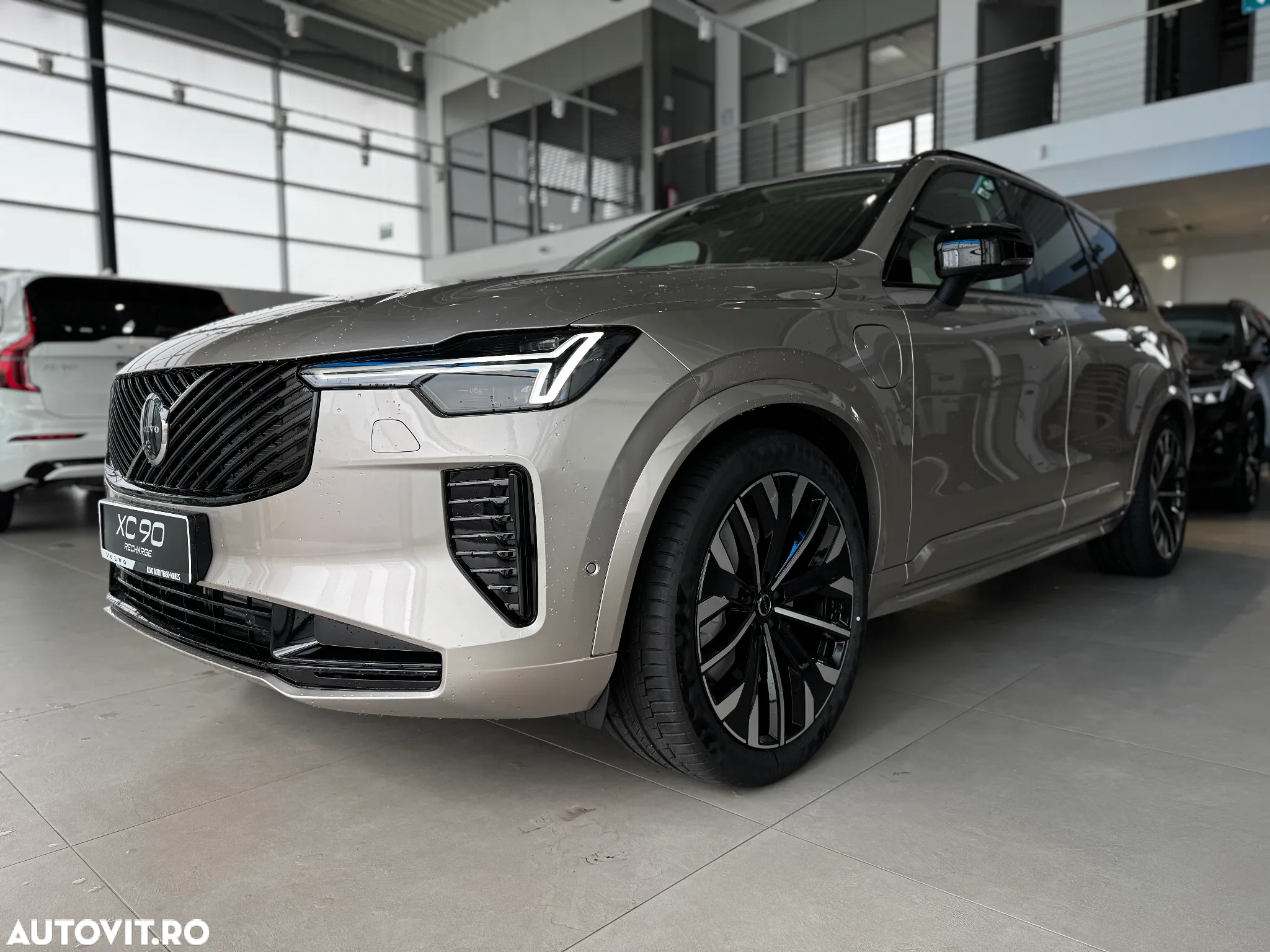 Volvo XC 90 Recharge T8 AWD Ultimate Dark - 2