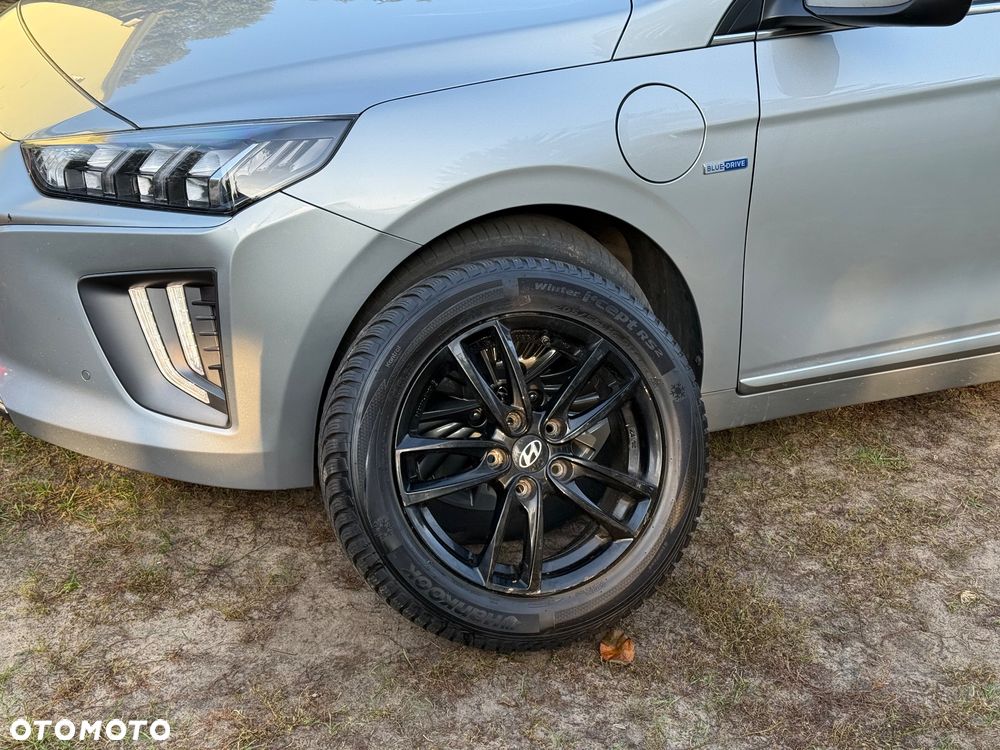 Hyundai IONIQ - 9