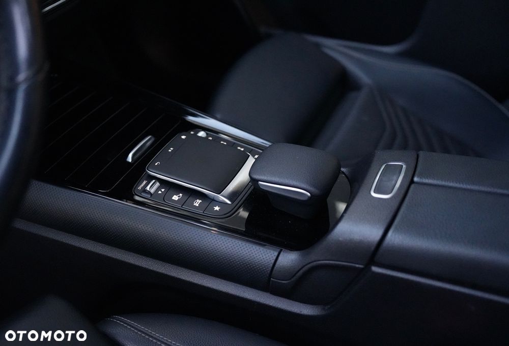 Mercedes-Benz Klasa B 180 d 7G-DCT - 19