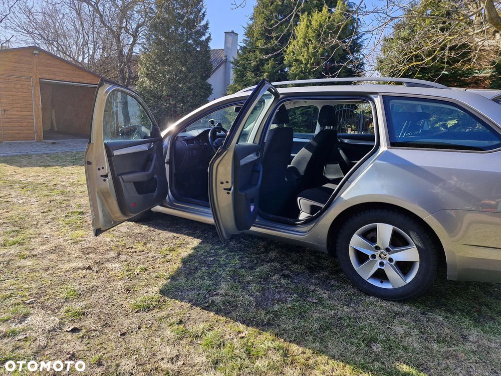 Skoda Octavia 2.0 TDI Style - 8