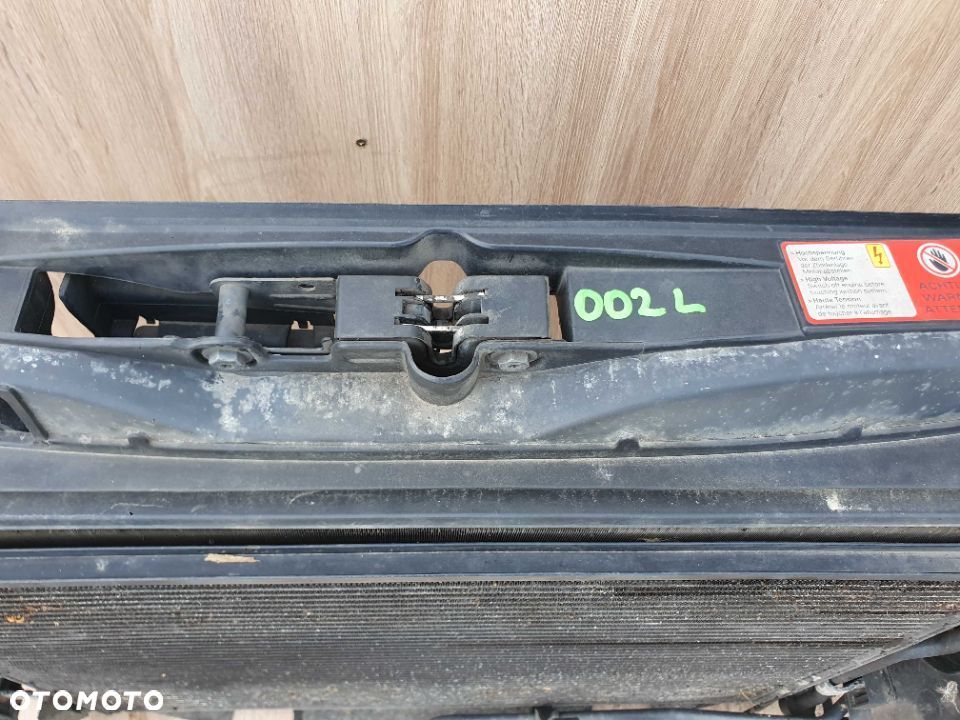 Pas Przedni Wzmocnienie Czołowe Chlodnice Wentylator 2.0 ALT 130KM AUDI A4 B6 Sedan Kombi 8E0805594B - 8