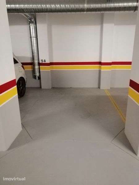 Lugar de garagem para motos - Grande imagem: 2/3