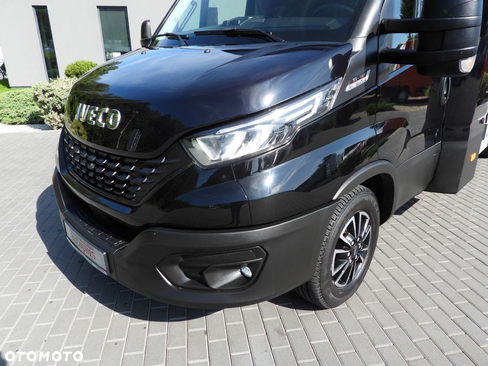 Iveco DAILY 35S18 PLANDEKA 8 PALET WEBASTO TEMPOMAT NAWIGACJA LEDY AUTOMAT HI-MATIC KLIMATYZACJA  180KM - 20