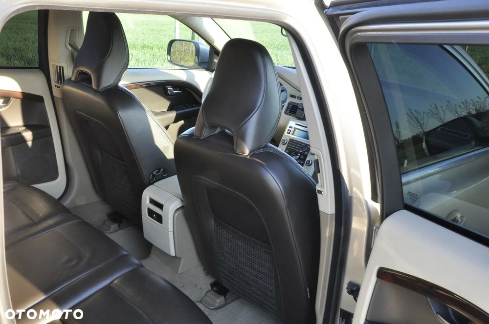 Volvo XC 70 T6 AWD Geartronic Summum - 6