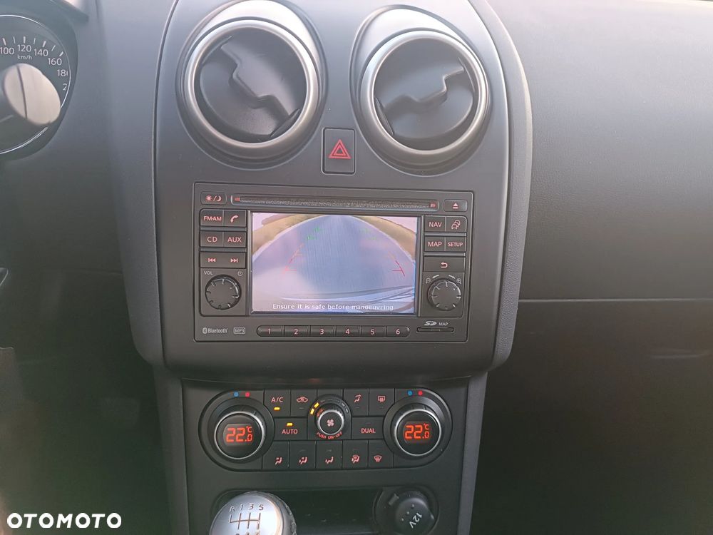 Nissan Qashqai+2 - 17