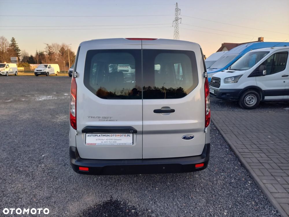 Ford Transit Connect - 6