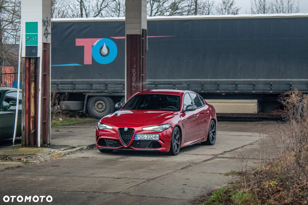 Alfa Romeo Giulia 2.9 Bi Turbo V6 Quadrifoglio - 10