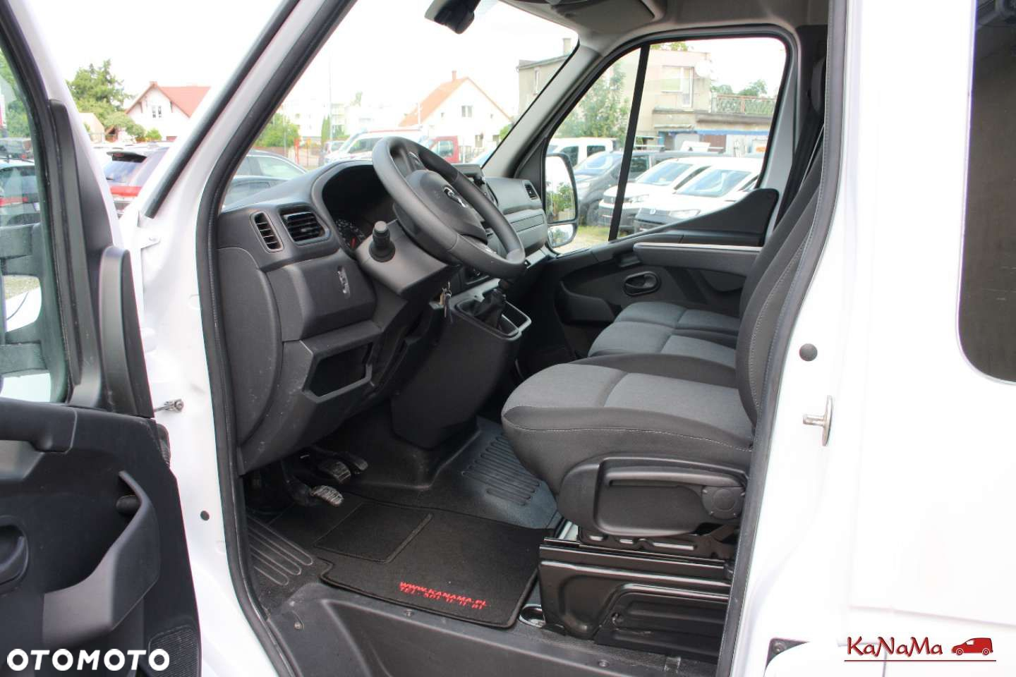 Renault Master - 32