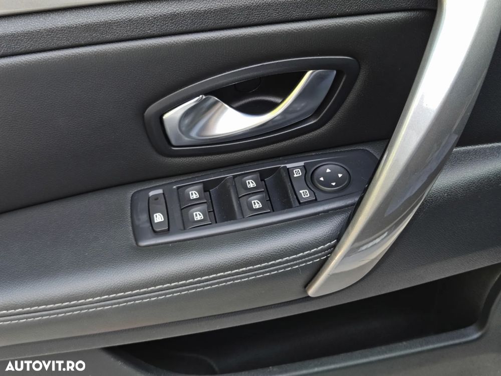 Renault Laguna dCi 110 FAP Dynamique - 23