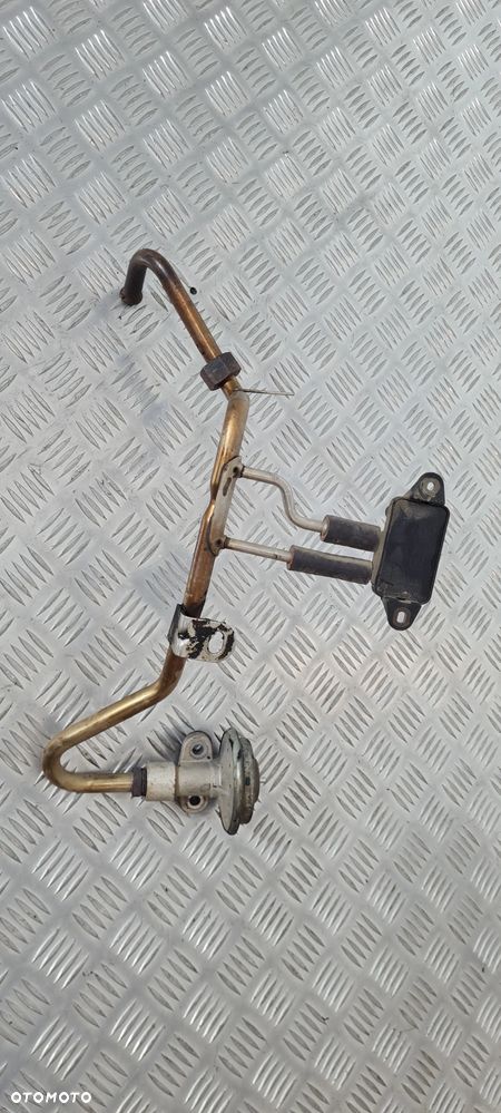 Ford Maverick 2.0 Zawór Przewód Rurka EGR - 1