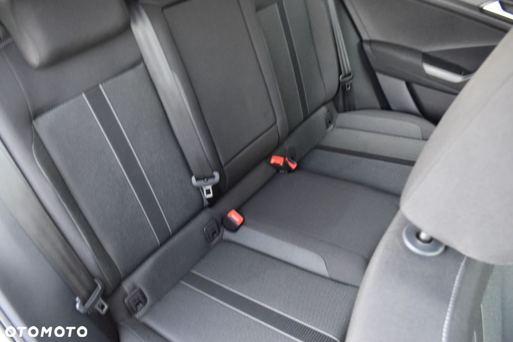 Volkswagen T-Roc 1.5 TSI Life DSG - 31